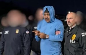 Setelah Maduro ditangkap, Trump Sinyalkan Akan Kelola Industri Minyak Venezuela