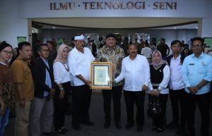 Pemkab Bogor Raih Anugerah Sri Baduga 2025, Bukti Komitmen Bangun Desa dan Kelurahan