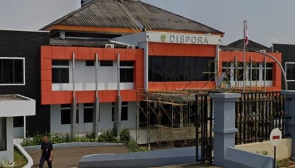 Rizwan Riswanto *100 Miliar Lebih untuk Videotron: Bukan Aspirasi Rakyat, tapi Aspirasi Elite!