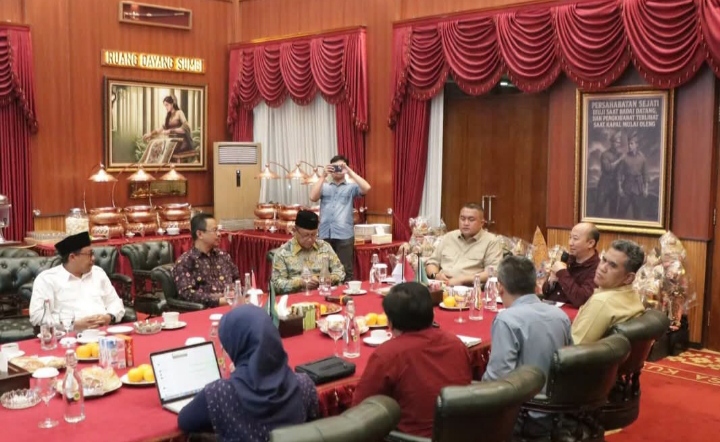 Rudy Susmanto dan MUI RI Wujudkan Komitmen Jaga Lingkungan Lewat Fatwa Haram Buang Sampah Sembarangan