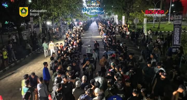 Bupati Bogor Apresiasi Semangat Anak Muda Dalam Kegiatan Dash Run di Stadion Pakansari