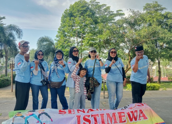 Srikandi SBI kembali Bagi 200 Takjil Di Setu Cibinong