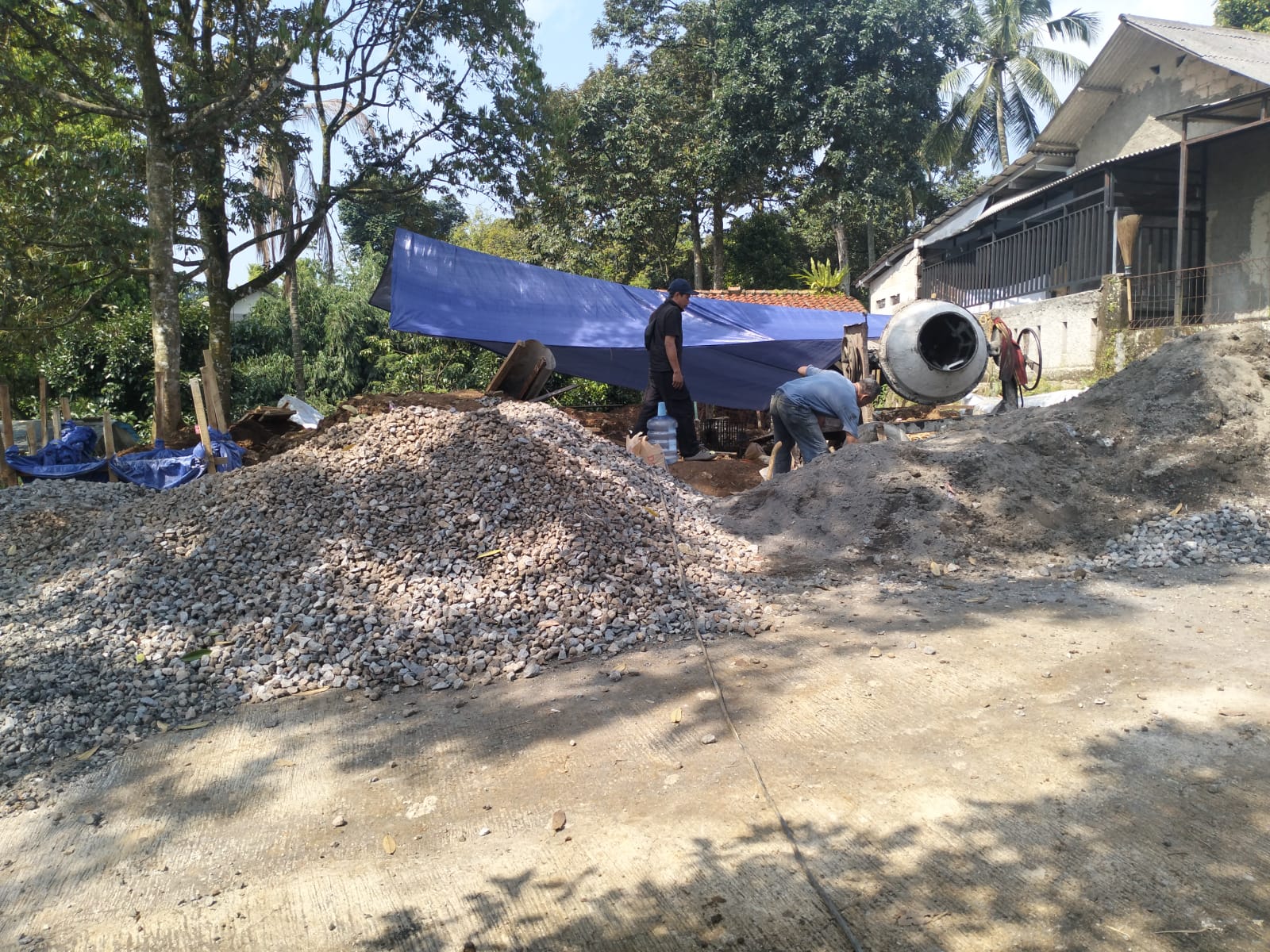 Terkesan arogan sitak tantang agar pekerjaan di segel Satpol-PP Kabupaten Bogor