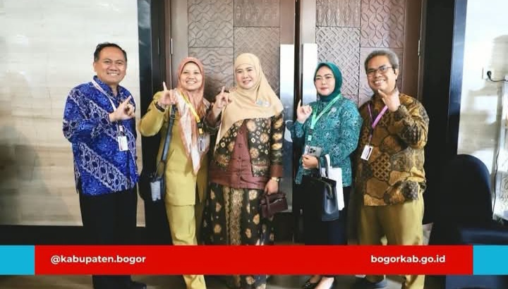 Eva Rudy Susmanto Ikuti Arahan Ketua Umum TP PKK Pusat Terkait Penguatan Tata Kelola PKK, Posyandu, dan Dekranas   
